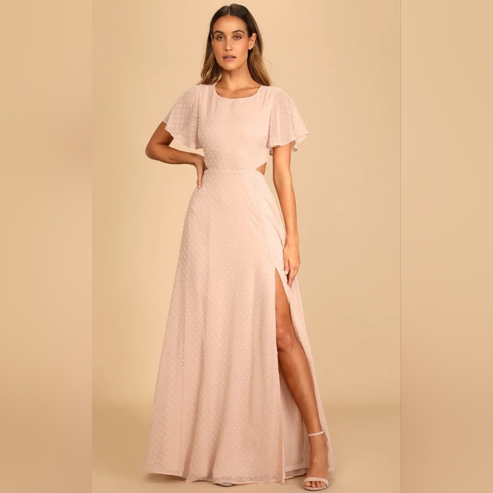 NWT lulu's blush pink Swiss dot cutout back flutter sleeve gown - Picture 3 of 4
